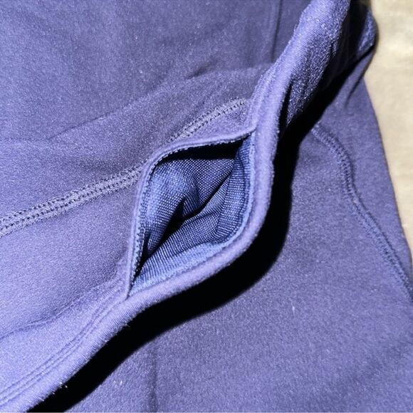 TORY SPORT L Navy Crop White Light Reflective Athletic Leggings - Picture 12 of 14